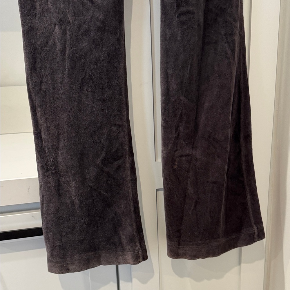 Juicy Couture Velour Gray Pants - Picture 9 of 16